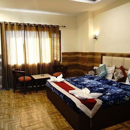Hotel Vishnu Inn Dehradun Exterior foto